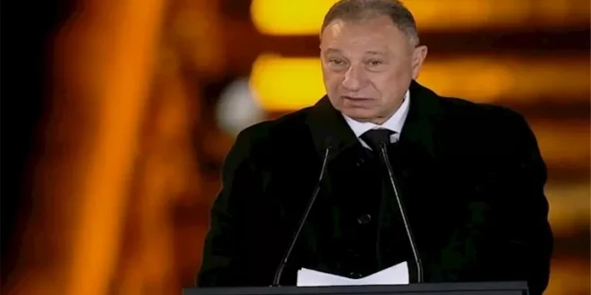 محمود الخطيب يثير جدل المتابعين بصور داخل حفلة الدوري المصري