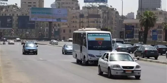 نشرة المرور.. تباطؤ بشارع الهرم وكثافات متحركة بالدائري وأكتوبر