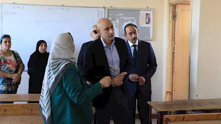 وزير التعليم عن شغب مدرسة سوهاج: لن يعود أي طالب إلا بعد إصلاح التلفيا