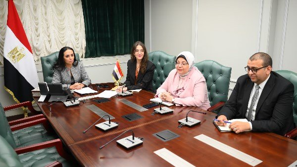 وزيرة التضامن تبحث تعزيز التعاون مع البحرين