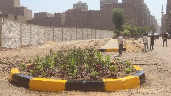 إزالة بؤرة لمخلفات الهدم والبناء بالكُنيسة في العمرانية وتحويلها إلى أحواض زهور جمالية إزالة بؤرة لمخلفات الهدم والبناء بالكُنيسة في العمرانية وتحويلها إلى أحواض زهور جمالية