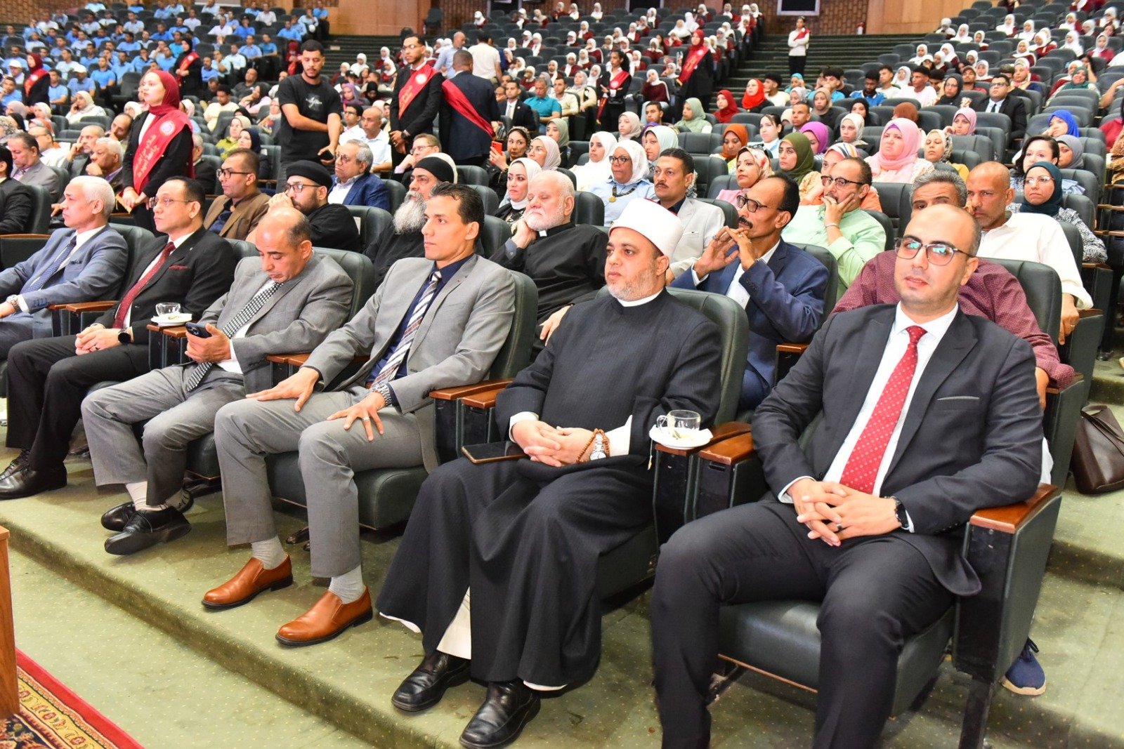 ثورة 30 يونيو في محراب التنوير.. محافظ أسيوط ورئيس الجامعة يشهدان ملحمة الوعي والوطنية في الذكرى الثالثة عشرة | ضي النهار WhatsApp Image 2026 07 14 at 3.54.13 PM 1