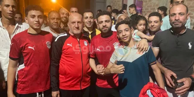 أسرة محمود صابر لاعب المنتخب تشارك في مسيرة فرحة الصعود بكفر الشيخ - ص