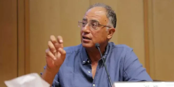 أشرف العشماوي يحذر من خطورة الاعتماد على الـ Ai في الأعمال الأدبية
