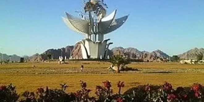 "أيقونة السلام " بشرم الشيخ.. إنجاز علمي يجذب آلاف السائحين (صور)