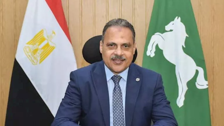 إحالة 12 موظفًا بمستشفى ههيا المركزي للتحقيق