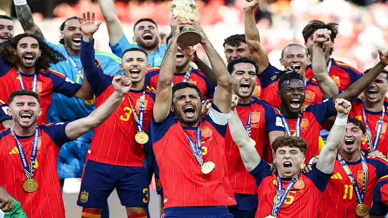 احتفالات منتخب إسبانيا بالتتويج بكأس العالم 2026 | ضي النهار احتفالات منتخب إسبانيا بالتتويج بكأس العالم 2026