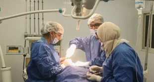 استئصال ورم .. فريق جراحي بمستشفى مغاغة المركزي ينهي معاناة شابة