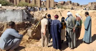 الأرض ابتلعتهما.. ماذا حدث للأب وابنته داخل حفرة التنقيب في أسيوط؟ (في