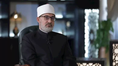 المفتي: الأصل أن يؤدي صاحب الأمر الاستخارة بنفسه.. ويجوز للغير الدعاء