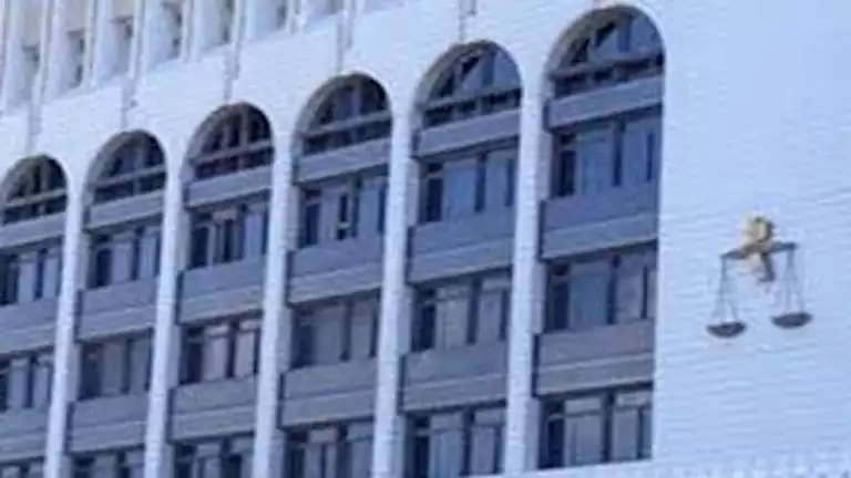 براءة معلم في المنيا من اتهام بالتعدي على طفلة بعد إعادة محاكمته