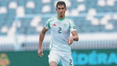 بعد 123 مباراة.. ماندي يعتزل اللعب الدولي مع الجزائر