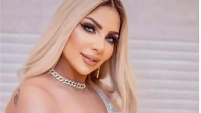 النيابة تحقق مع سارة خليفة للمحاكمة بتهمة حيازة هاتف محمول داخل محبسها | ضي النهار تأجيل محاكمة سارة خليفة و27 آخرين في قضية المخدرات الكبرى لـ4 أغسطس