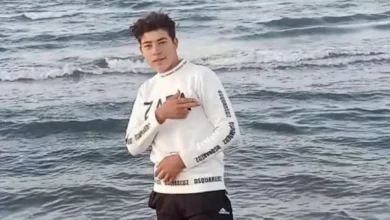 تشييع جثمان شاب سقط من سيارة نقل بمركز طامية في الفيوم