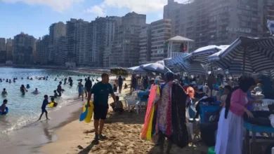 تعرف على ذروة الموجة الحارة على شواطئ الإسكندرية