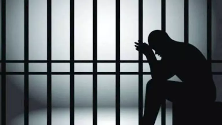 جريمة الواحات البحرية تكشف حكاية أب اتهم بقتل ابنته ثم عاد بدم زوجته