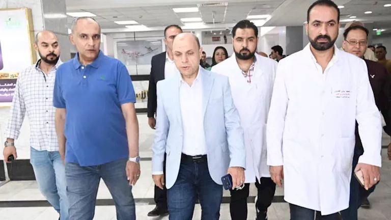 حالة المصابين في خروج عربة قطار عن القضبان بالغربية
