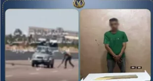 حقيقة فيديو رشق السيارات بالحجارة على الطريق الصحراوي