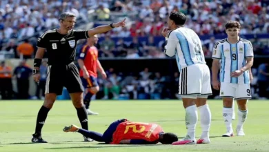 حكم فاسد.. مشجعة أرجنتينية تطلق عريضة لإعادة نهائي كأس العالم 2026
