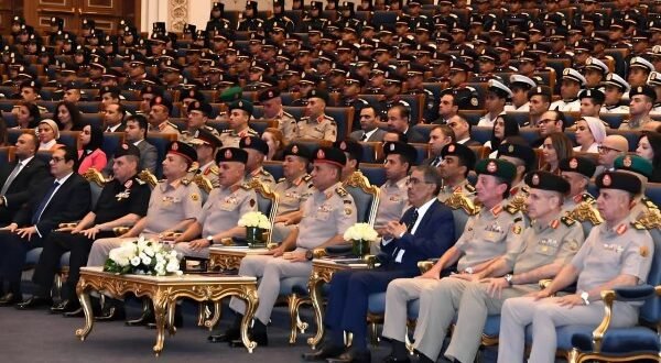 رئيس جامعة القاهرة يشارك بالمؤتمر الصحفي للإعلان عن قبول دفعات جديدة بالأكاديمية والكليات العسكرية