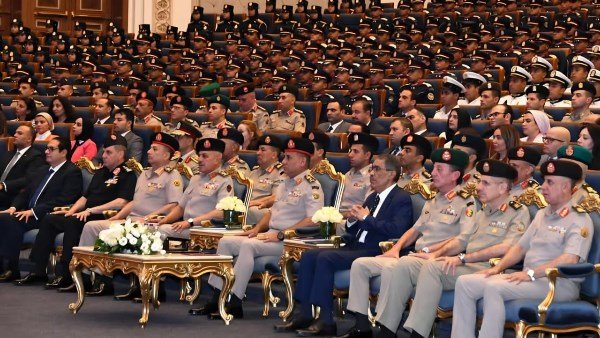 رئيس جامعة القاهرة يشارك بالمؤتمر الصحفي للإعلان عن قبول دفعات جديدة بالأكاديمية والكليات العسكرية