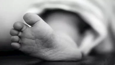 رحلة خطايا عابرة للحدود.. خليجية تضع مولودها في مصر وتتركه بالشارع