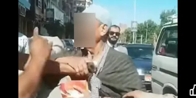 رسميًا.. فتاة تتهم مسنًا بمضايقتها داخل سيارة أجرة في سوهاج