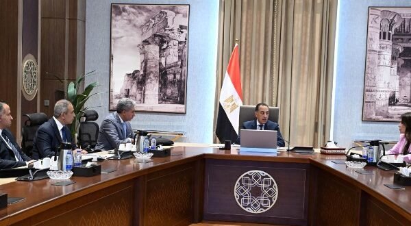 شمال سيناء والبحر الأحمر في الصدارة.. تفاصيل خطة الحكومة لطرح مناطق سياحية جديدة