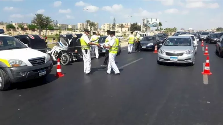 ضبط 112 ألف مخالفة مرورية و3 ملايين جنيه من تجار العملة خلال 24 ساعة