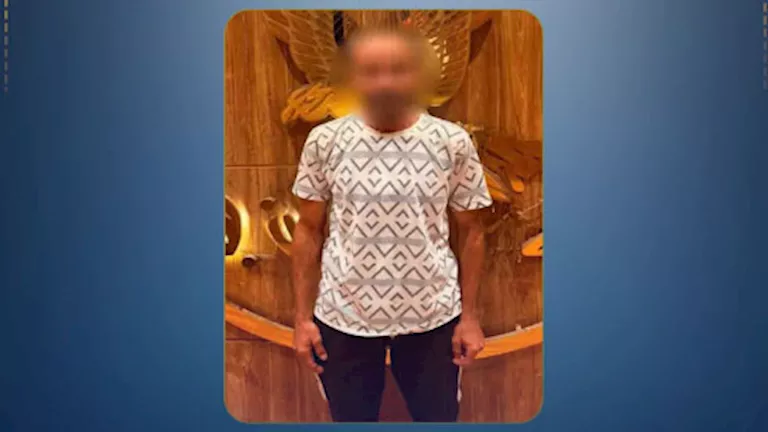 ضبط منادي سيارات بدون ترخيص لفرض مبالغ على السائقين بالقاهرة