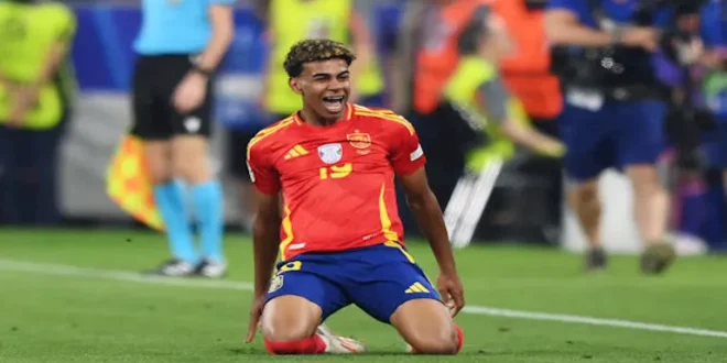 فيفا يعلن حكام مباراة إسبانيا وبلجيكا في ربع نهائي كأس العالم 2026