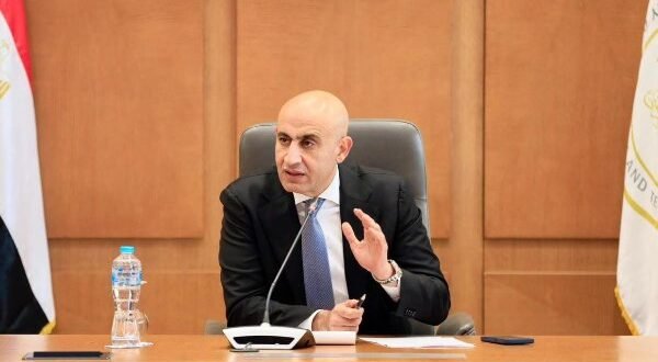 قرارات عاجلة من التعليم بشأن امتحانات الدور الثاني لطلاب "أبناؤنا في الخارج"
