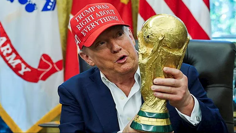 "لا أريد السجن".. مهاجم إسبانيا يثير الجدل قبل نهائي كأس العالم 2026 | ضي النهار "لا أريد السجن".. مهاجم إسبانيا يثير الجدل قبل نهائي كأس العالم 2026