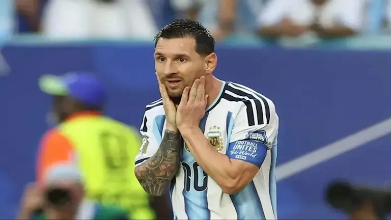 ماذا قال حسام حسن للاعبي منتخب مصر عن ميسي قبل مواجهة الأرجنتين؟