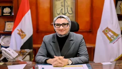 محافظ الوادي الجديد تصدر قرارًا عاجلًا لحماية عمال النظافة من موجة الح