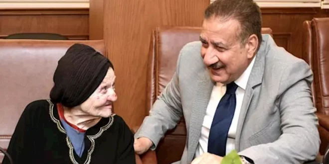 محافظ بورسعيد يوجه بترميم عقار حريق "حي العرب" وعلاج طفل بمستشفى النصر
