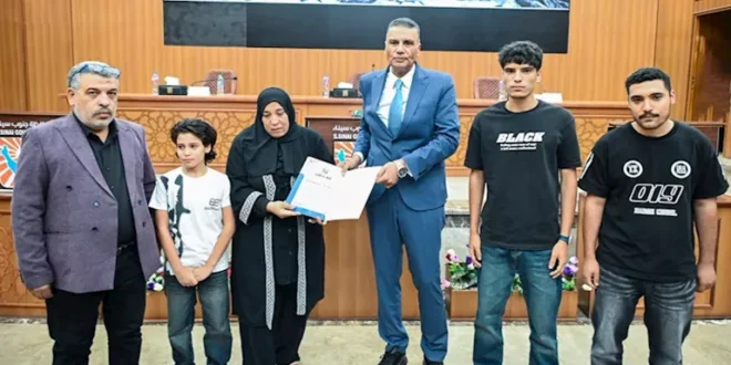 محافظ جنوب سيناء يكرم أسرة رئيس مدينة طابا الراحل