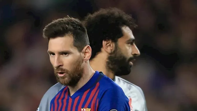 محمد صلاح يستعد لمواجهة ميسي لثالث مرة.. فهل ينتصر ؟