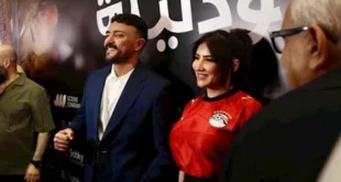 مي عمر تحضر العرض الخاص لفيلمها"شمشون ودليلة" بـ"تيشيرت المنتخب"