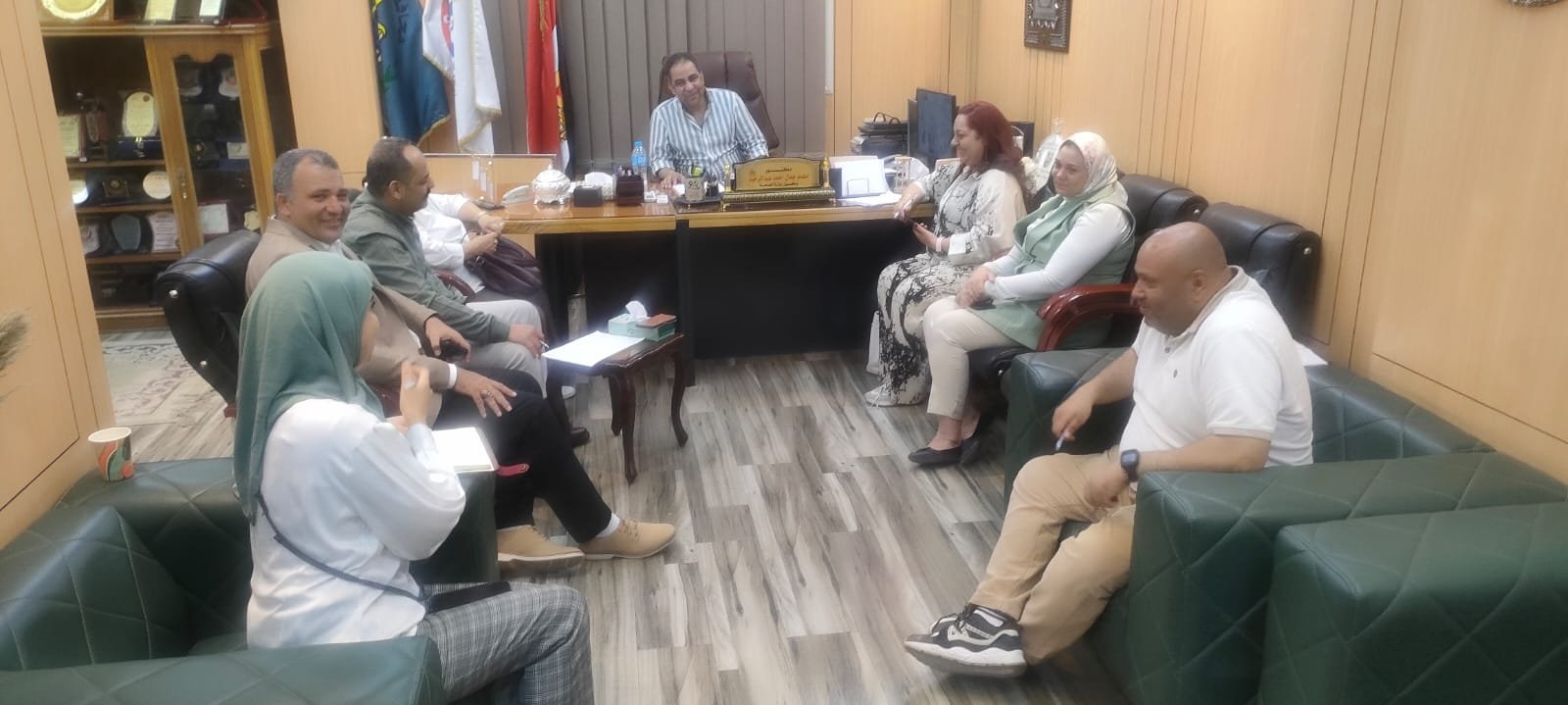 لتذليل المعوقات ورفع كفاءة الخدمة.. وكيل "صحة أسيوط" يجتمع بإدارة مستشفى الرمد لوضع خطة تطوير شاملة | ضي النهار WhatsApp Image 2026 08 10 at 4.04.28 PM