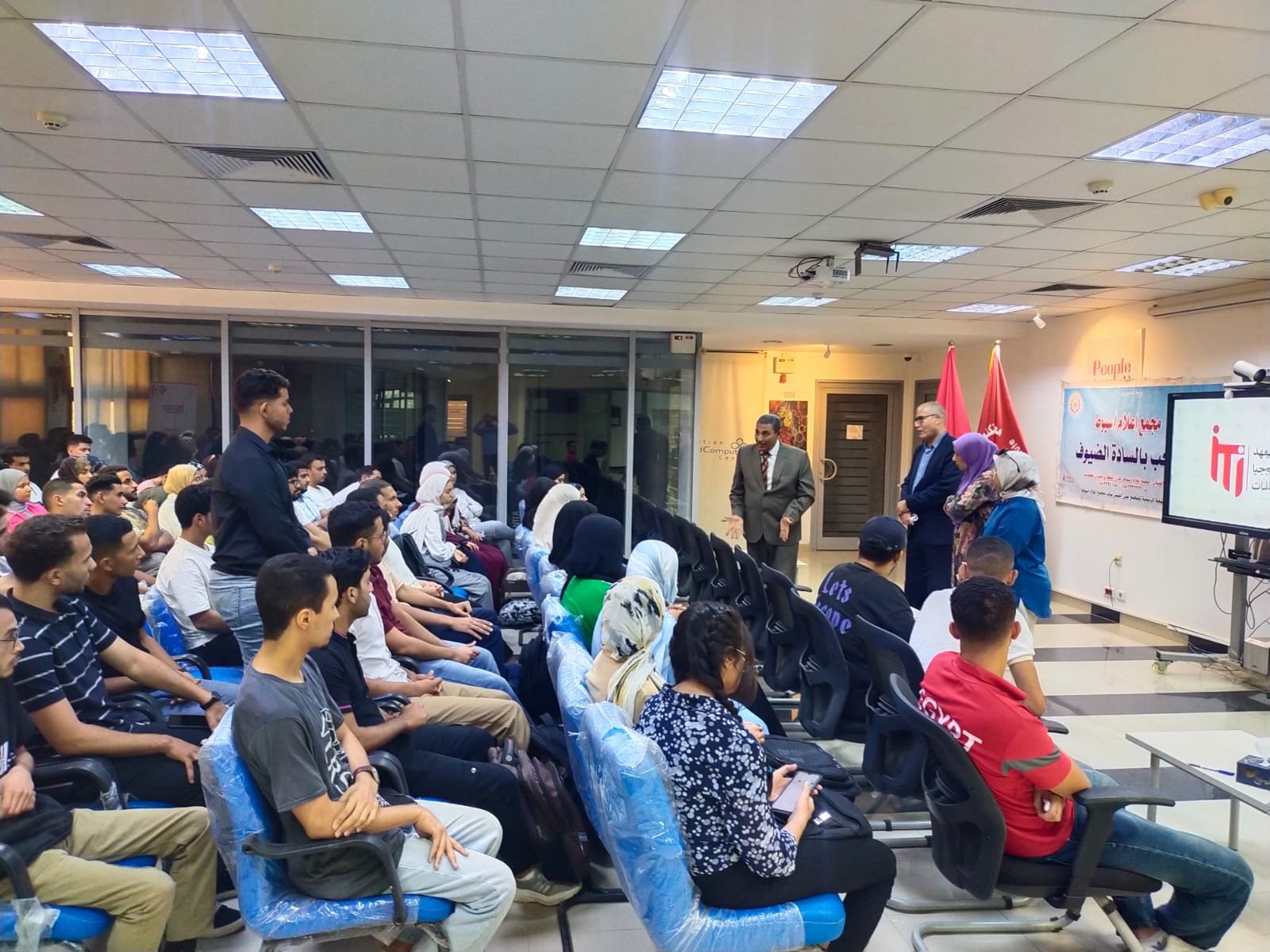 صور.. بالتعاون مع معهد تكنولوجيا المعلومات.. "إعلام أسيوط" ينظم لقاءً حول «القيادة الاستراتيجية الأكتاجون ورؤية مصر للمستقبل» | ضي النهار WhatsApp Image 2026 08 26 at 2.09.53 PM 1
