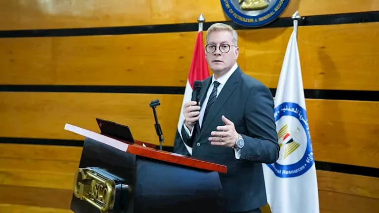 البترول: 149 بئرًا استكشافية تحقق 112 كشفًا جديدًا في عامين