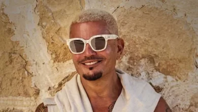 الجمهور يستعد لملاقاة عمرو دياب في أولى حفلات "يلا ساحل"