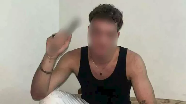 الداخلية تفحص مقاطع وصورًا متداولة لشاب بالإسكندرية