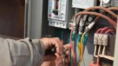 الكهرباء: حملات يومية لتحرير محاضر سرقة التيار وتطبيق العقوبات