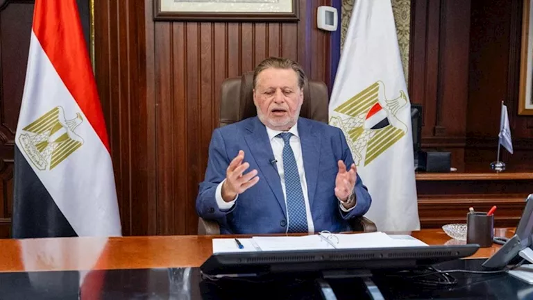 المركزي يبحث قبول طلاب جدد العام الجامعي المقبل في منحة علماء المستقبل
