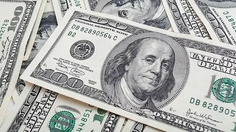 انخفض في 3 بنوك.. سعر الدولار مقابل الجنيه ببداية تعاملات 6-8-2026