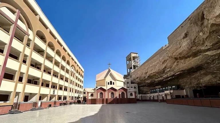 بأسعار زمان.. دير درنكة يفاجئ الزائرين بقائمة وجبات تبدأ من جنيه واحد