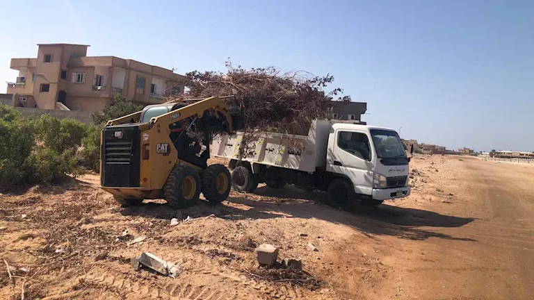 بدء تنفيذ مشروع تركيب أعمدة إنارة بالطاقة الشمسية بمدينة أبورديس