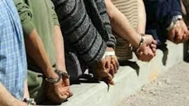 بمفتاح مصطنع.. حبس 4 عاطلين بتهمة سرقة خزينة ومشغولات ذهبية بأبو النمر